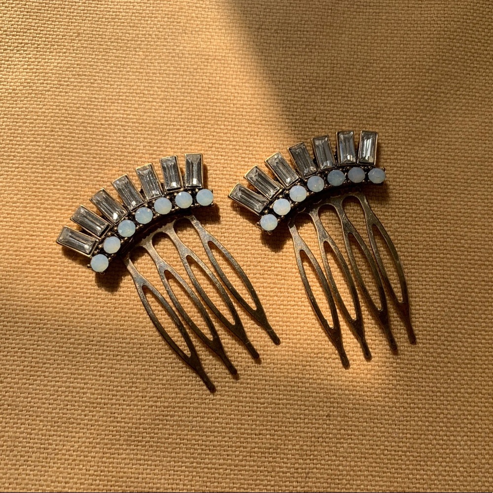 Custom hair barrette from Etsy shop